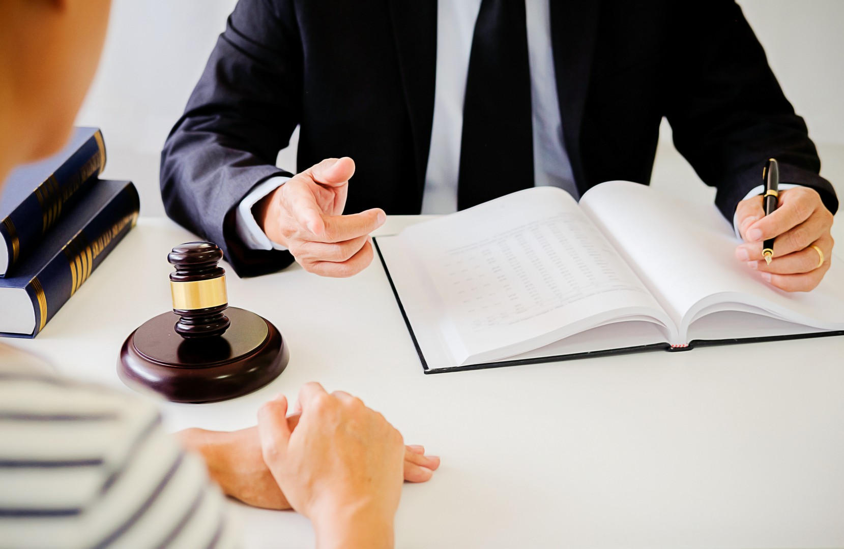 klauzule abuzywne w kontekście spraw frankowych